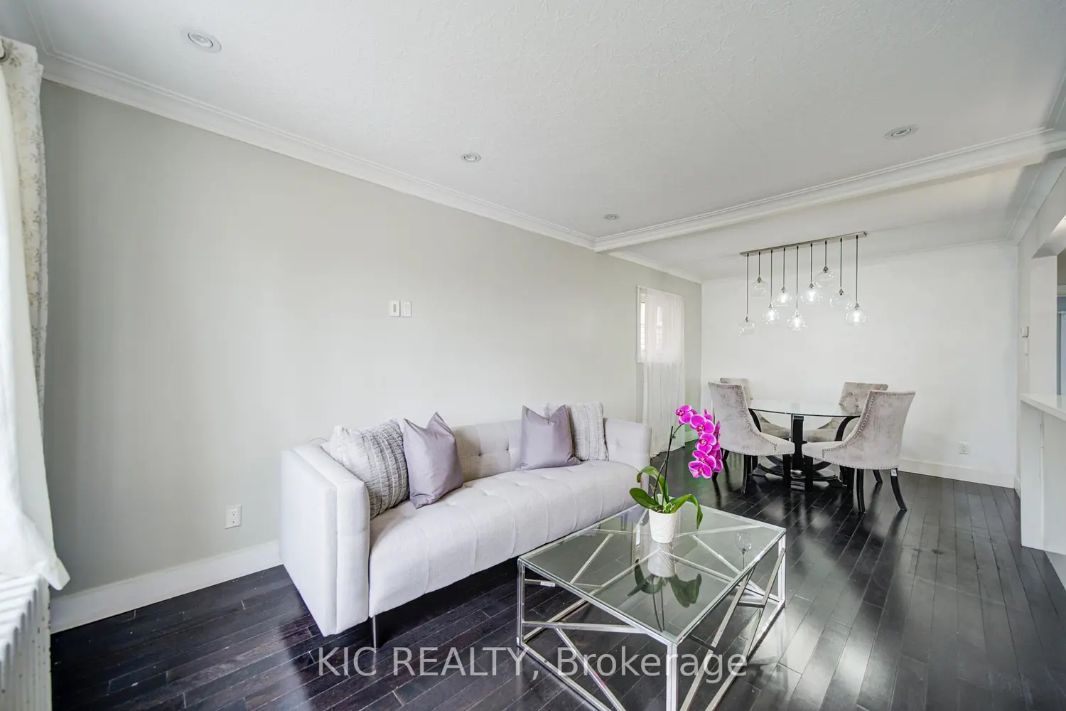Additional image 7 of 35 Montcalm Avenue