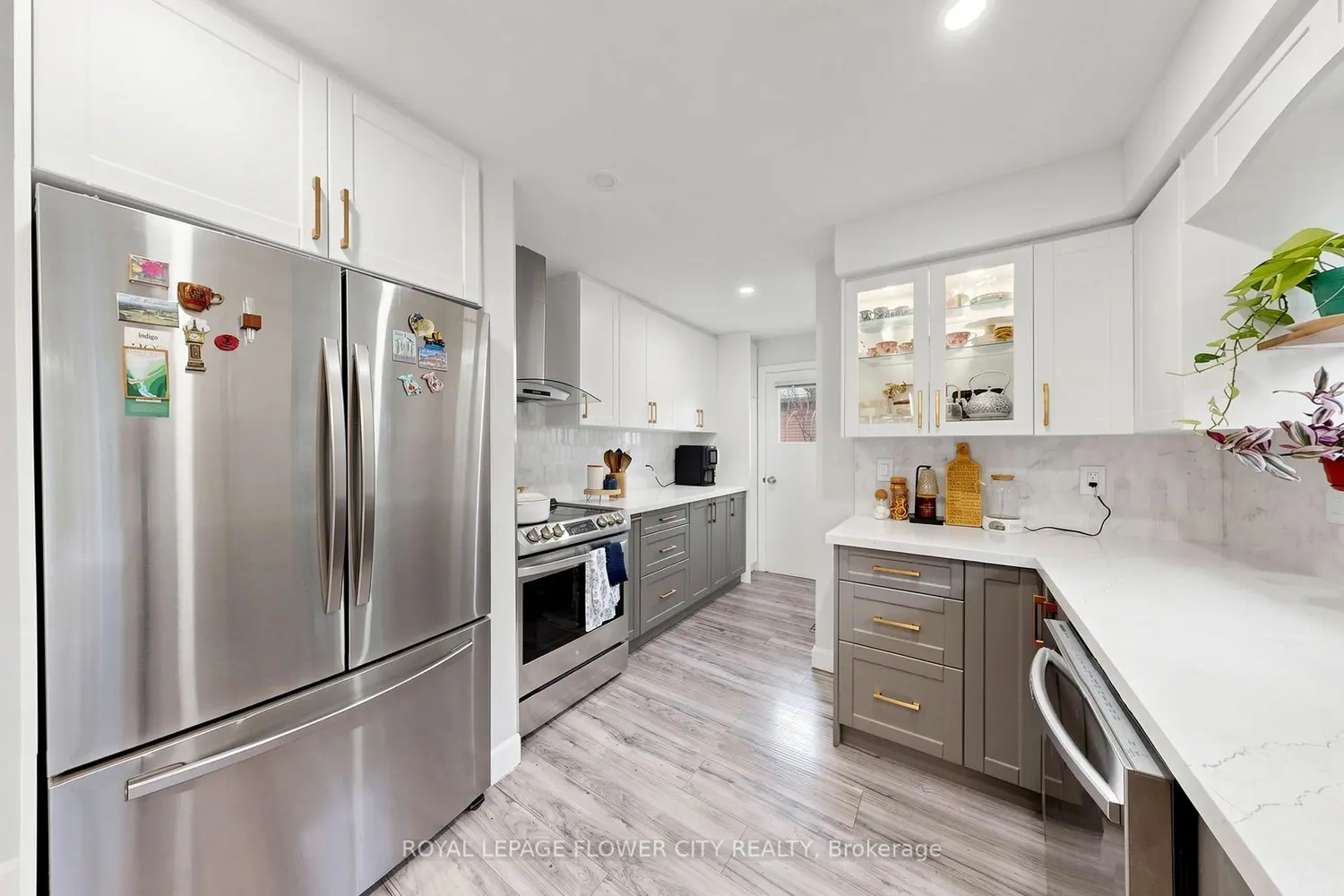 Additional image 5 of 206 Mcmurchy Avenue
