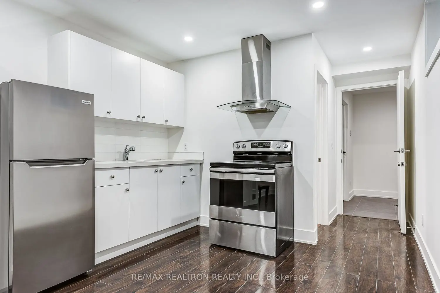 Additional image 19 of 588 Ossington Avenue