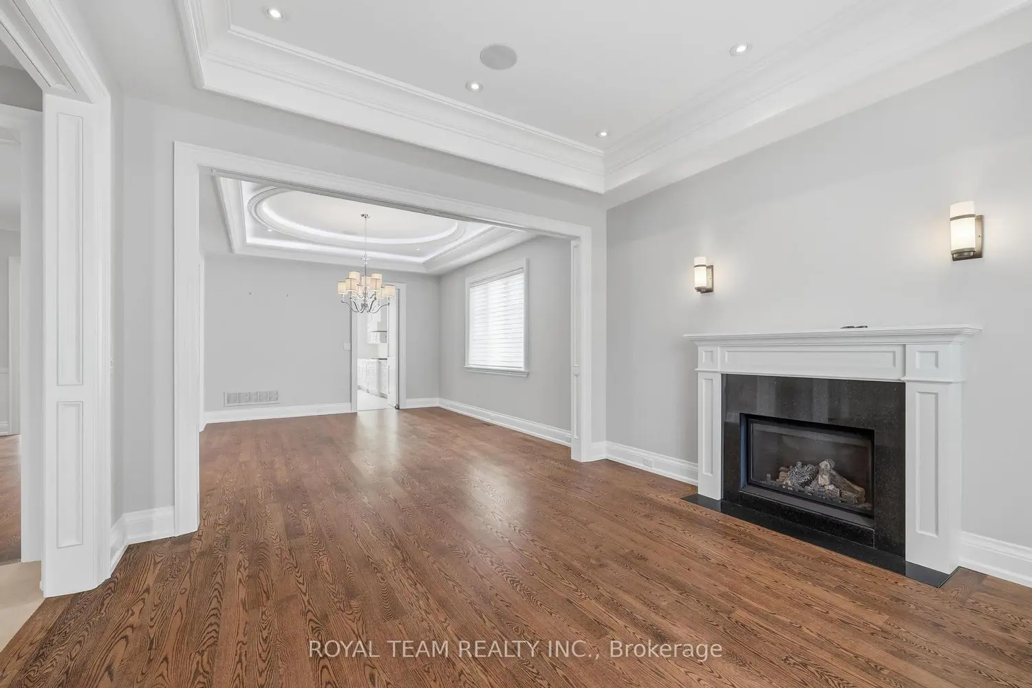 130 Elmwood Avenue photo 2