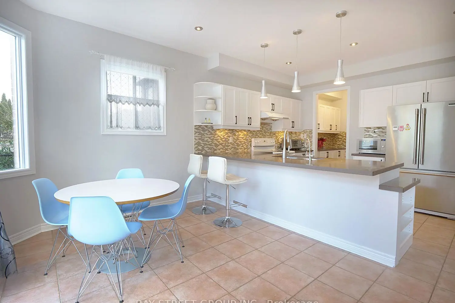 Additional image 4 of 346 Castan Avenue