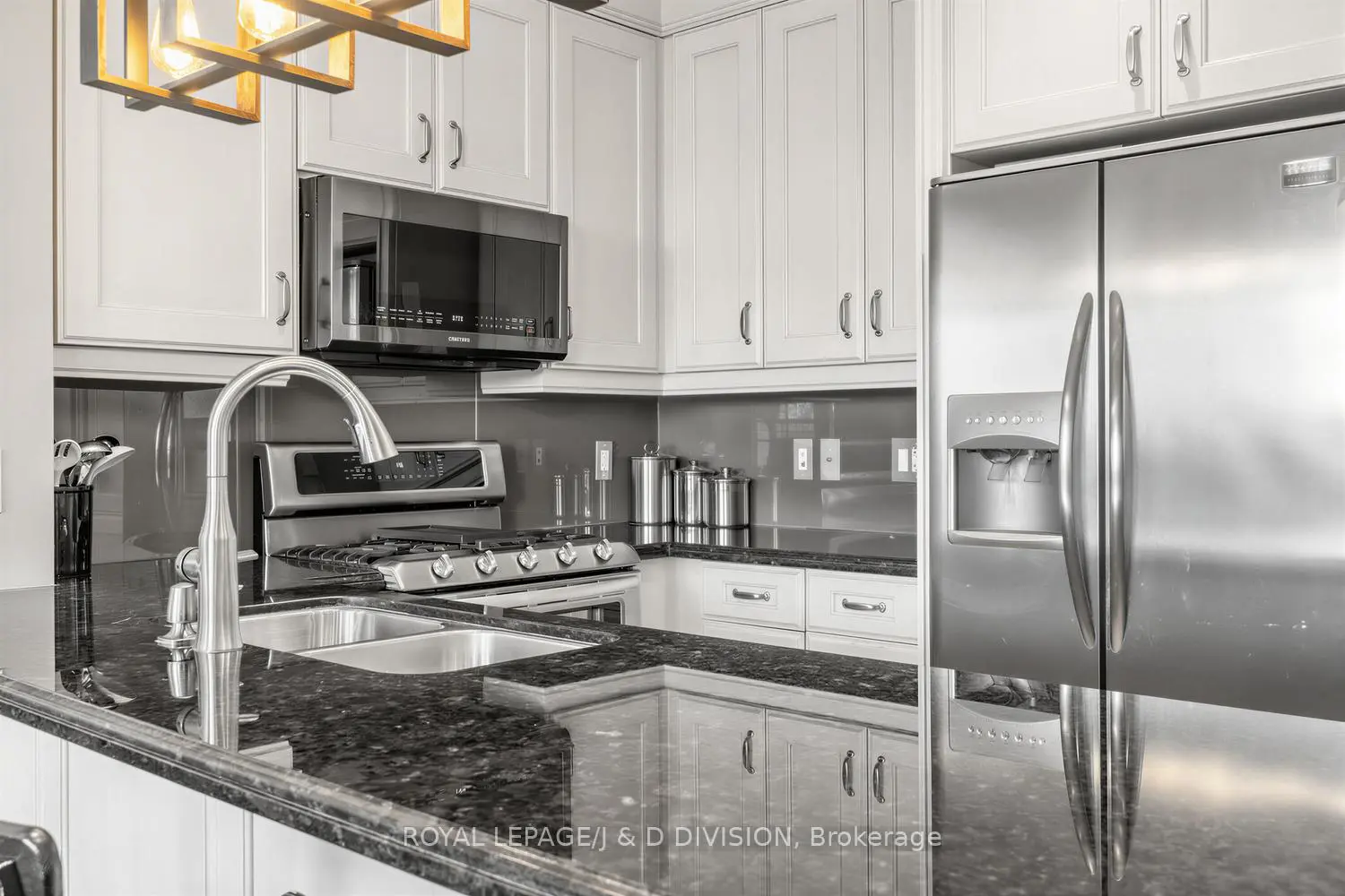 Additional image 8 of 21 Burkebrook Place 518