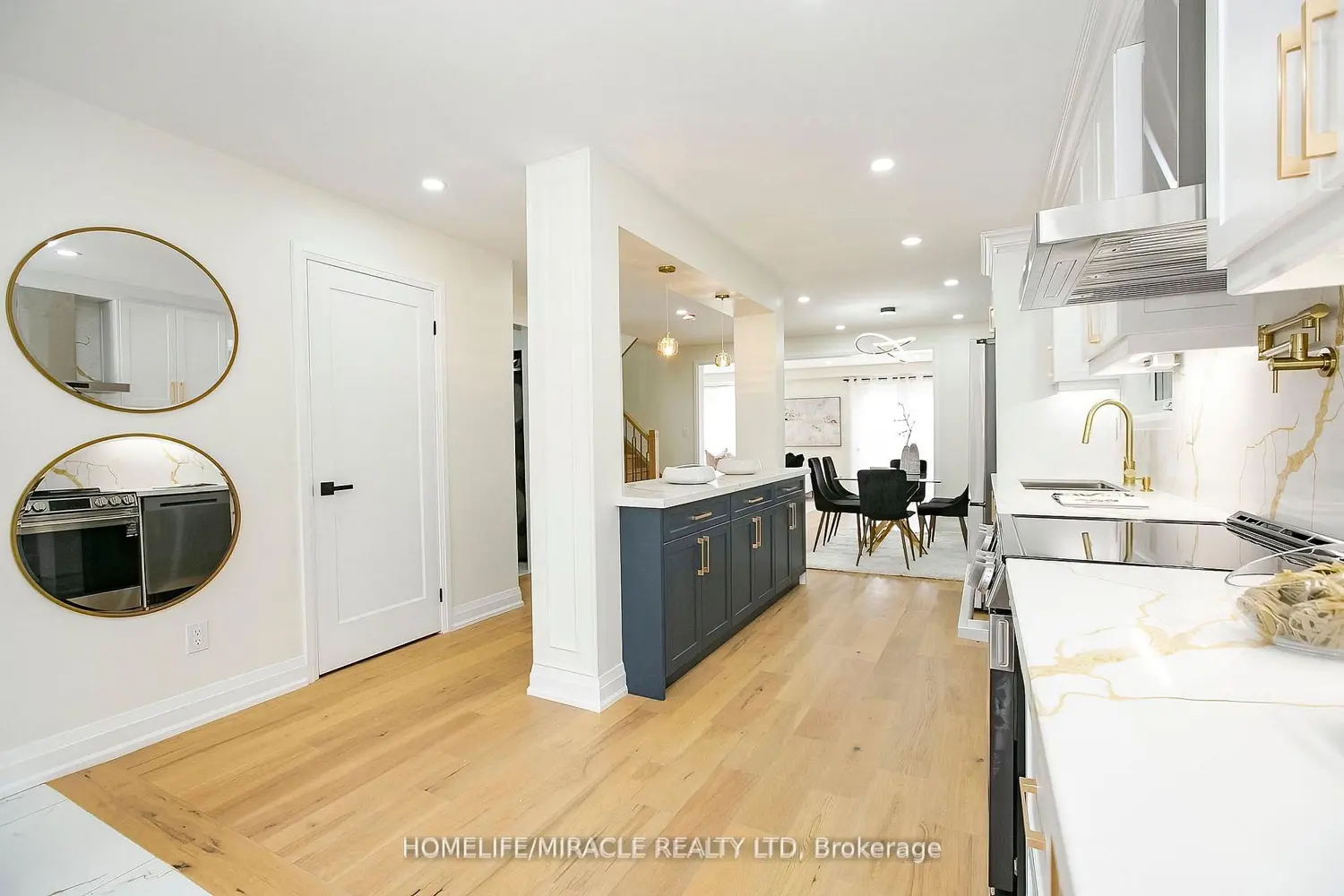 52 Foxacre Row photo 4