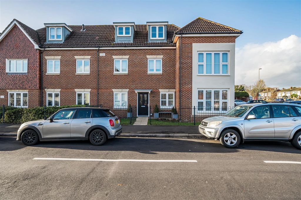 Additional image 16 of 1 bed flat for saleNelson Avenue, Portchester PO16