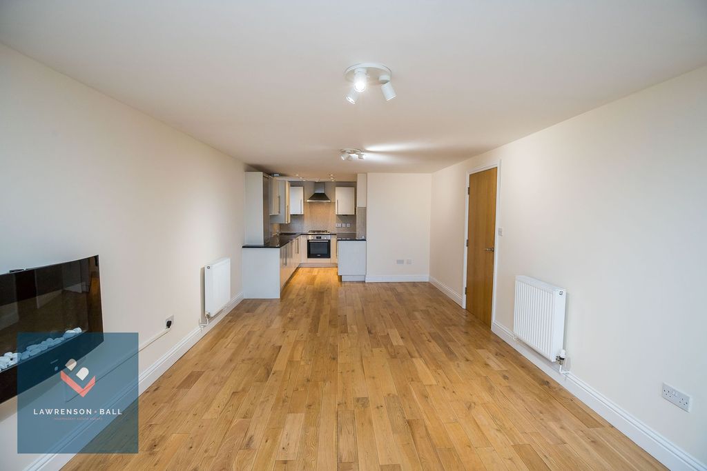 3 bed flat for saleTrinity Gardens, Trinity House Trinity Gardens WA6 photo 4