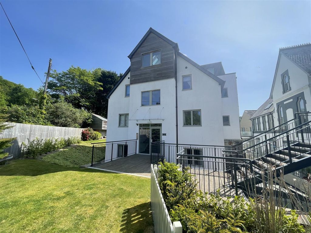 Additional image 11 of 2 bed flat for saleStation Road, Fowey PL23