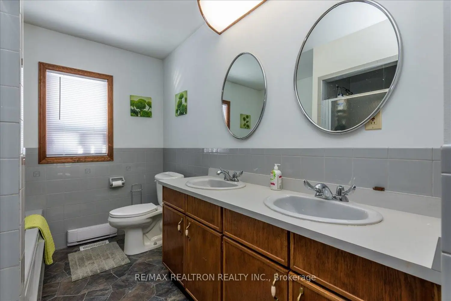 4051 Glen Cedar Drive photo 5
