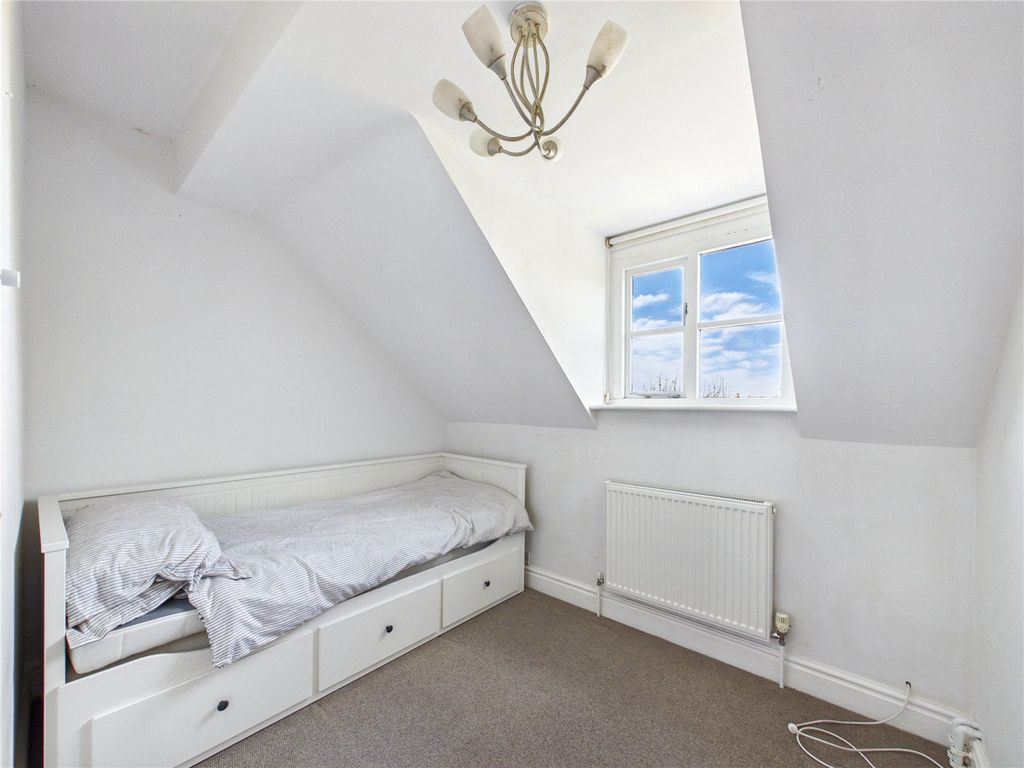 Additional image 9 of 4 bed semi-detached house for saleGulpher Road, Felixstowe, Suffolk IP11