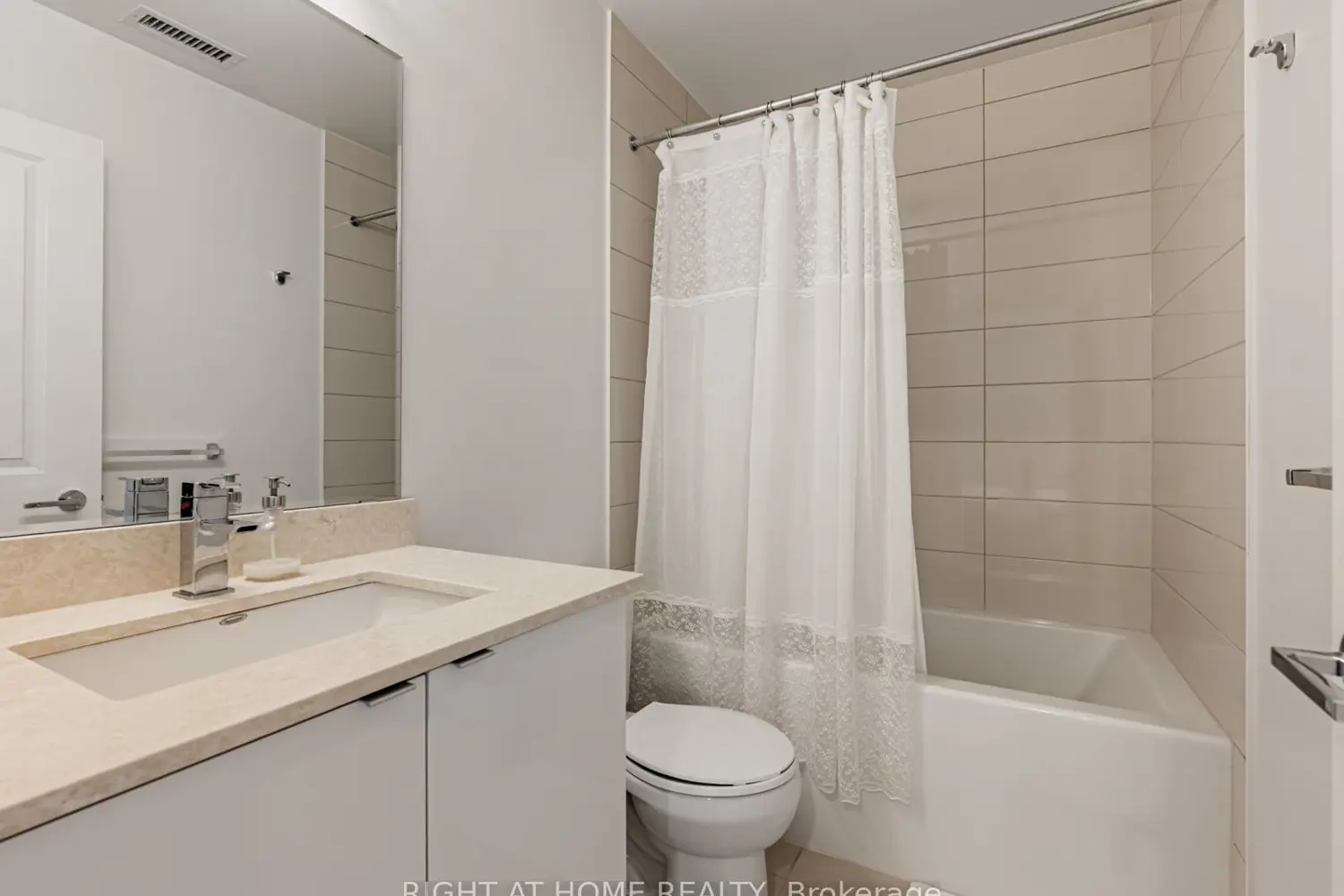 Additional image 11 of 59 Annie Craig Drive 3507