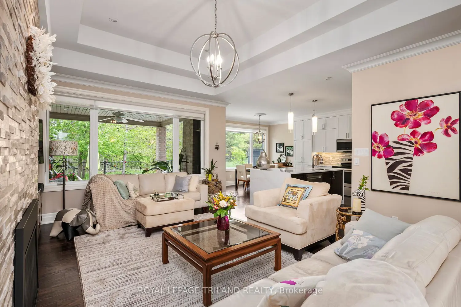 1824 Upper West Avenue photo 2