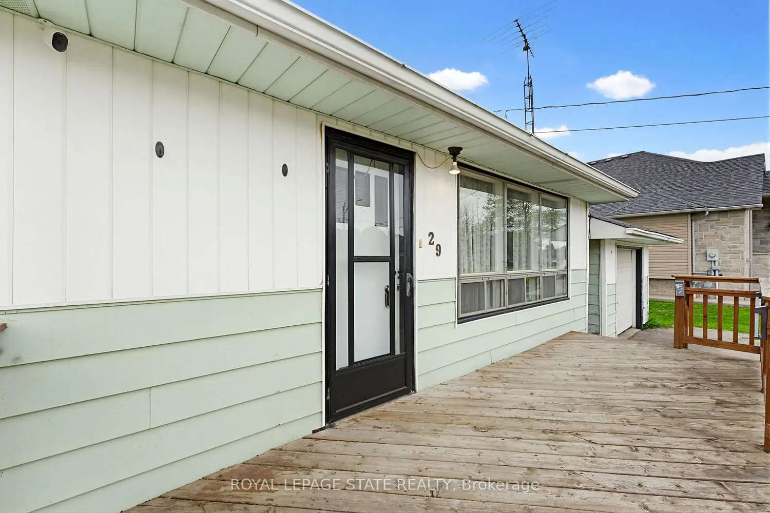 29 Leckie Avenue photo 5