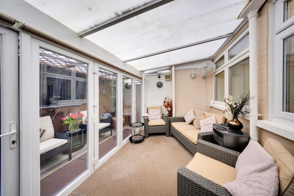Additional image 10 of 10 bed semi-detached house for saleBuregate Road, Felixstowe IP11
