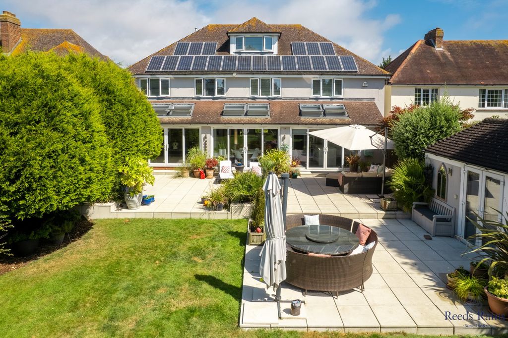 6 bed detached house for saleCherry Garden Lane, Folkestone, Kent CT19