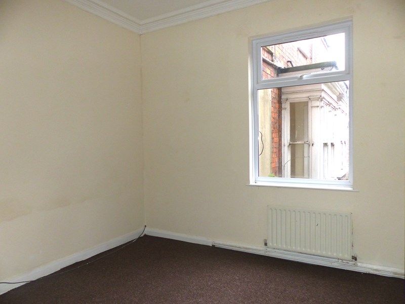 Additional image 3 of 2 bed flat for saleHainton Avenue, Grimsby DN32