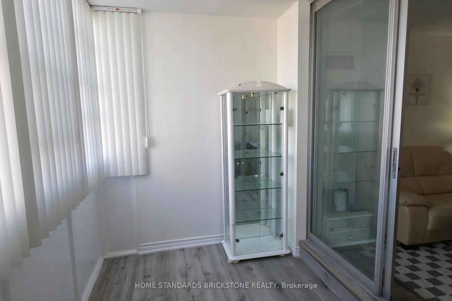 Additional image 10 of 205 Hilda Avenue 1407