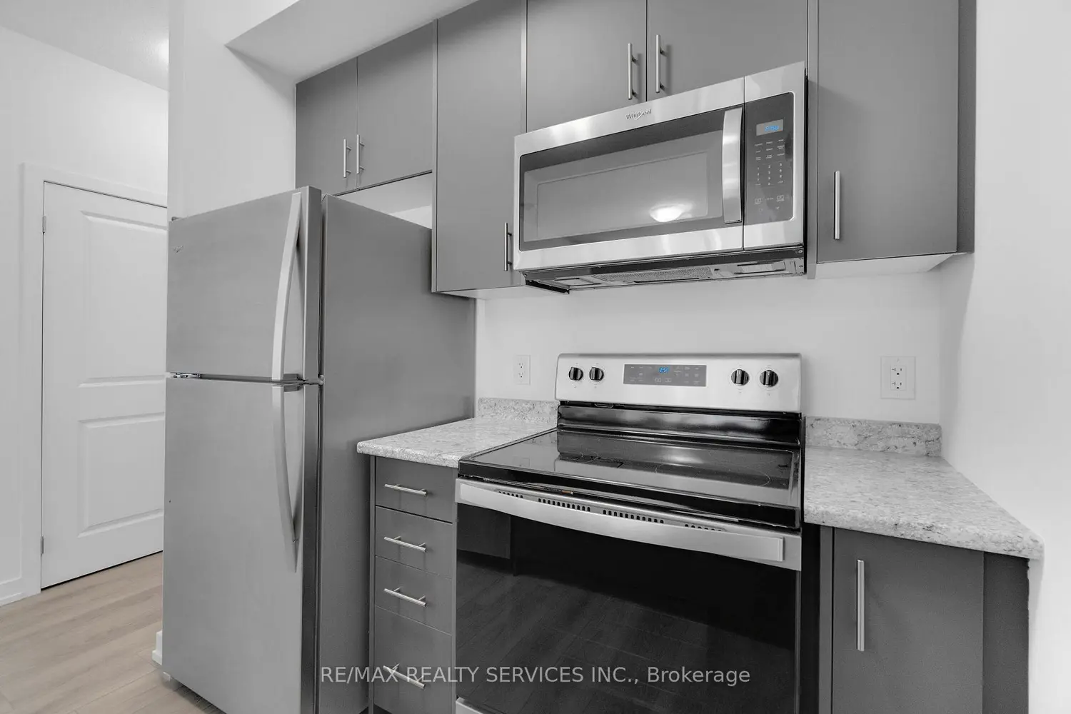 Additional image 11 of 5055 Greenlane Road 136
