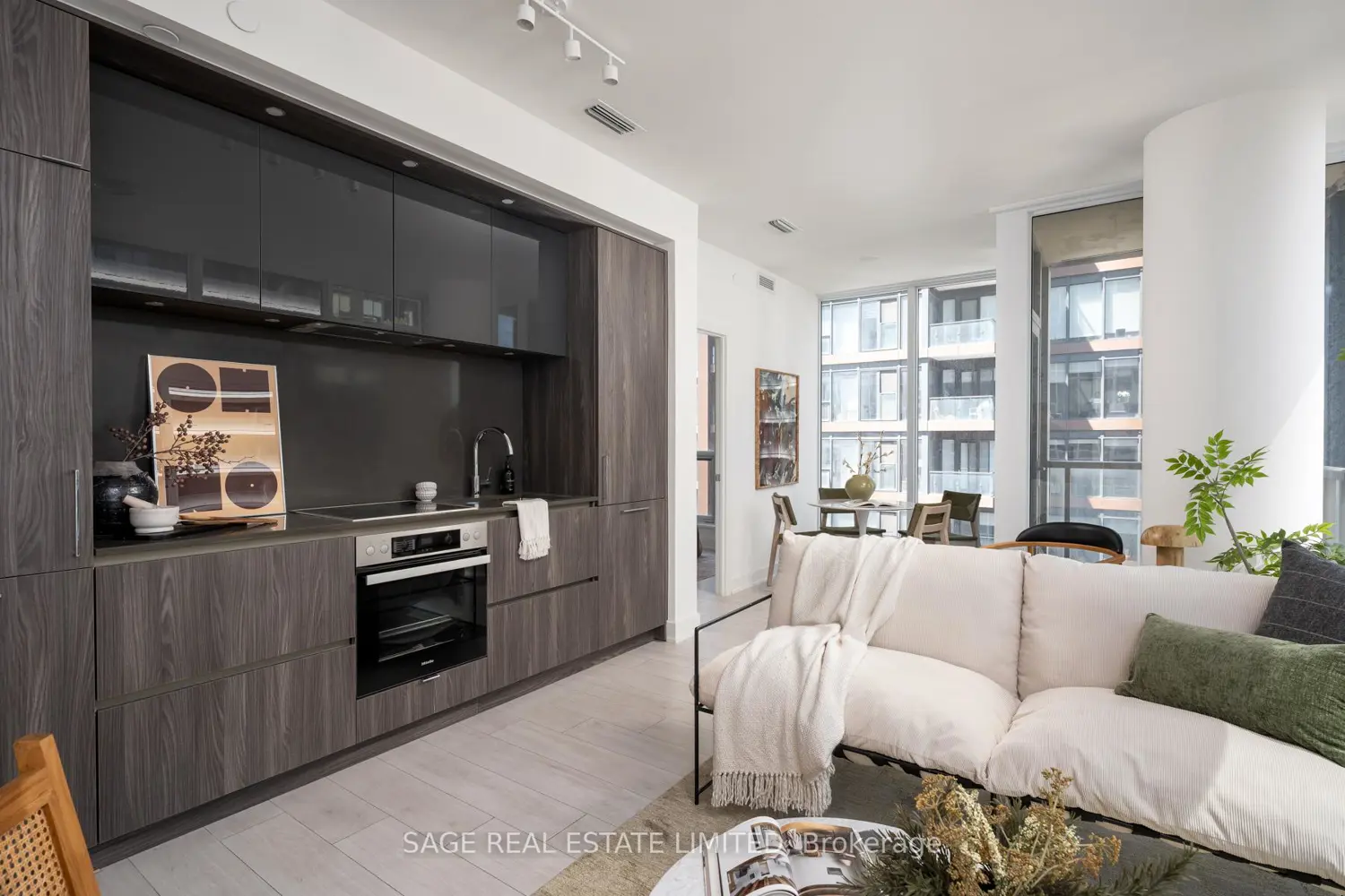 Additional image 9 of 35 Mercer Street 1712