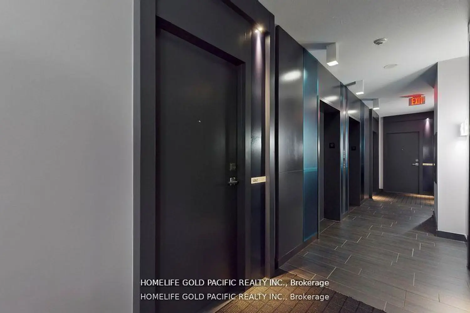 Additional image 16 of 832 Bay Street 1202