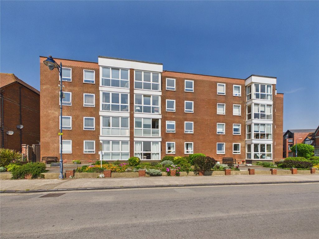 Additional image 11 of 2 bed flat for saleStanley Road, Felixstowe, Suffolk IP11