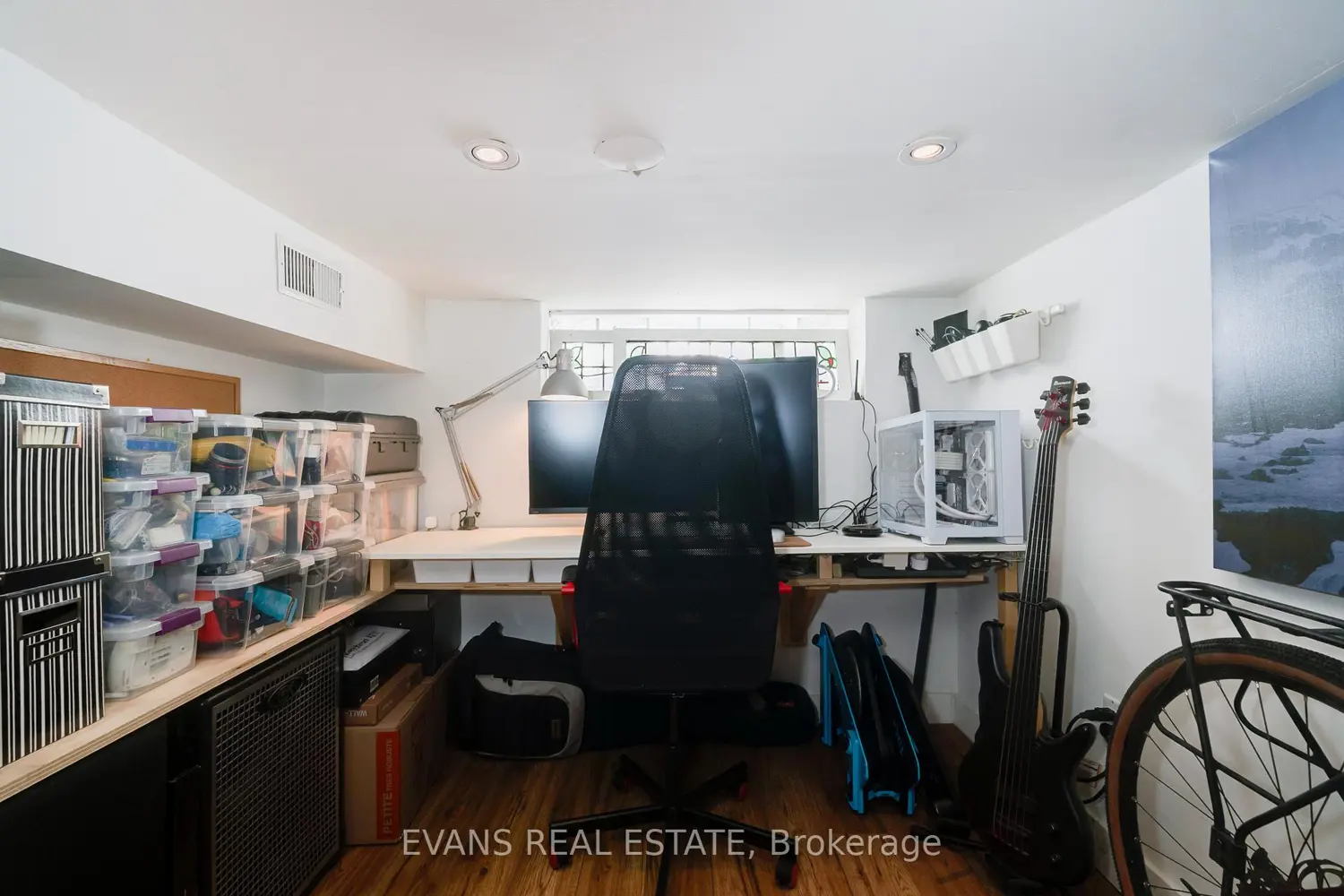Additional image 13 of 448 Gerrard Street