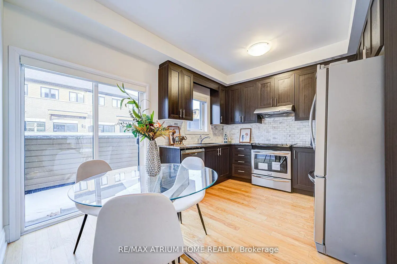 Additional image 8 of 252B Finch Avenue