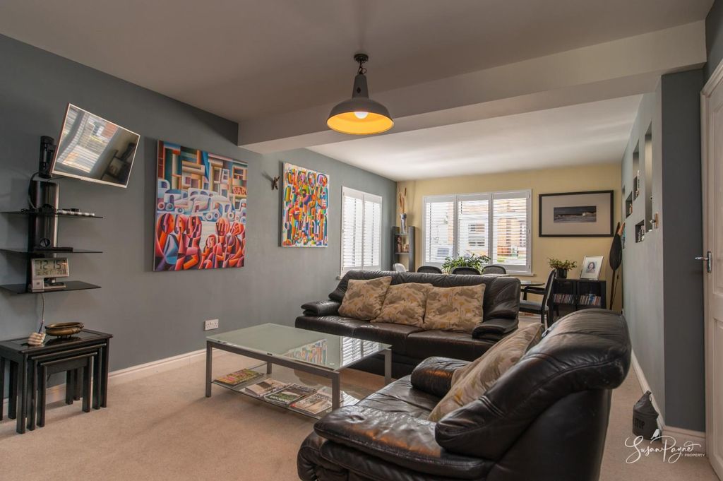Additional image 13 of 3 bed detached bungalow for saleCopse Lane, Freshwater PO40