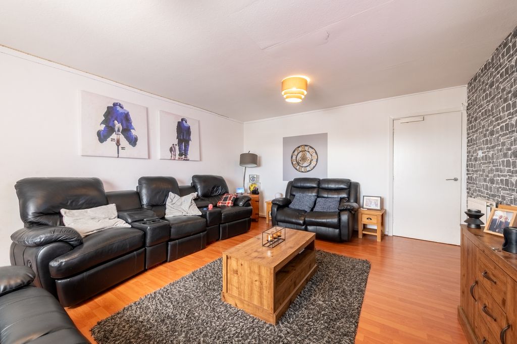 Additional image 5 of 4 bed terraced house for saleDundas Street, Grangemouth FK3