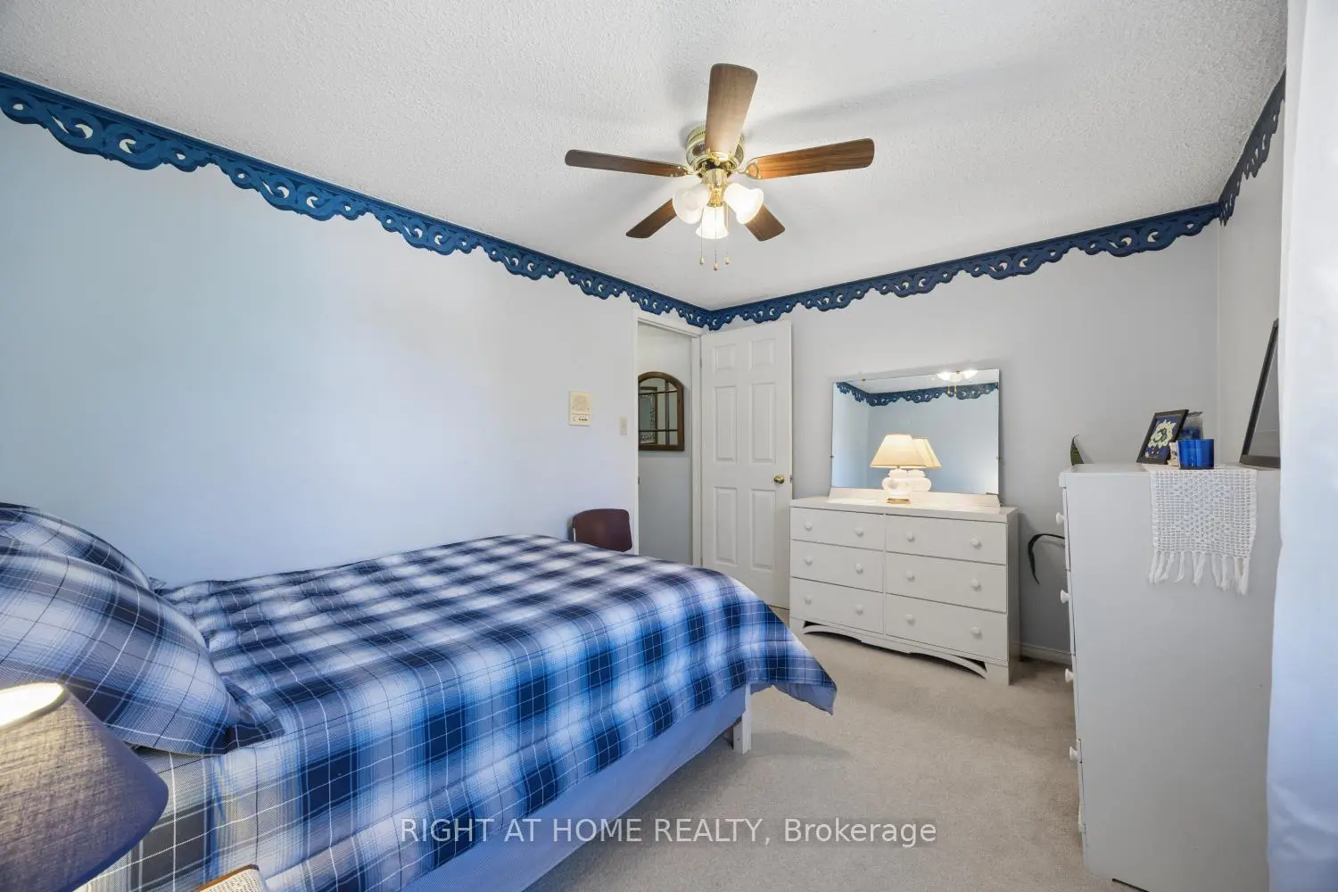 Additional image 16 of 121 Robmar Crescent