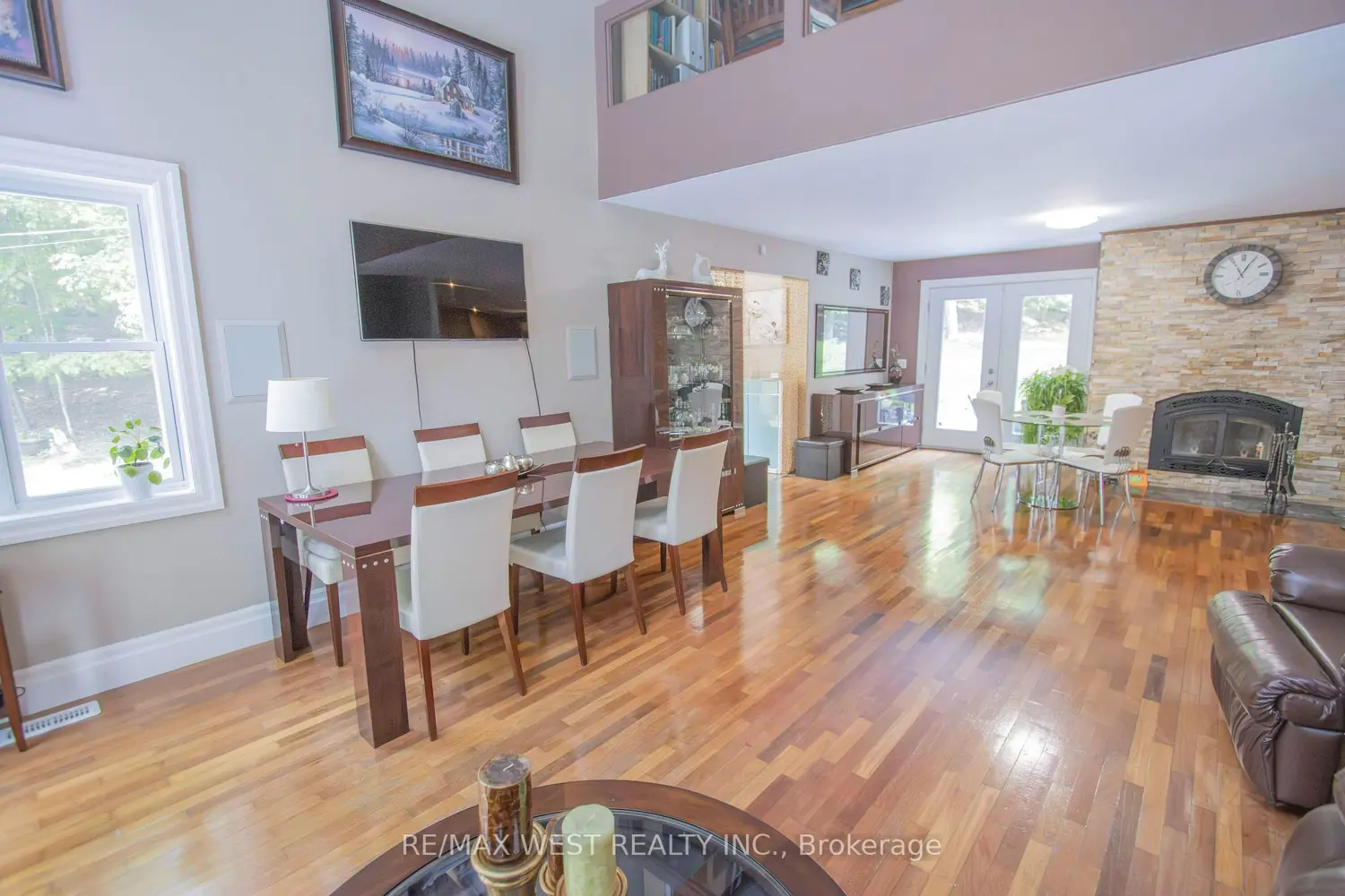 Additional image 4 of 1158 Lorne Lane