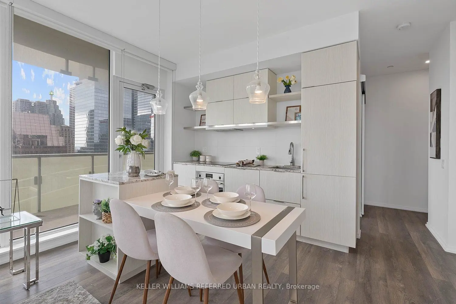 Additional image 3 of 197 Yonge Street 2905