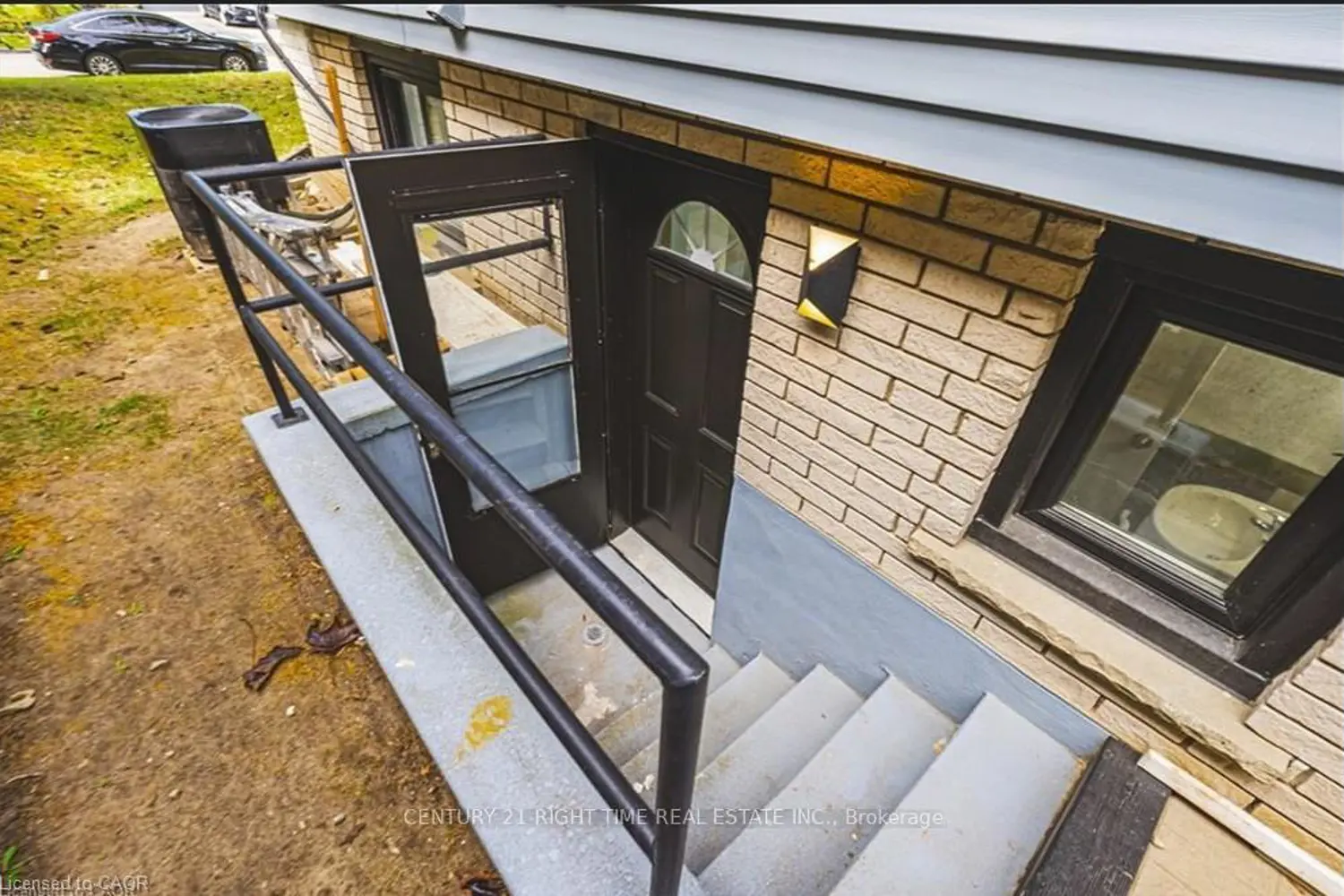 Additional image 12 of 267 Erb Street