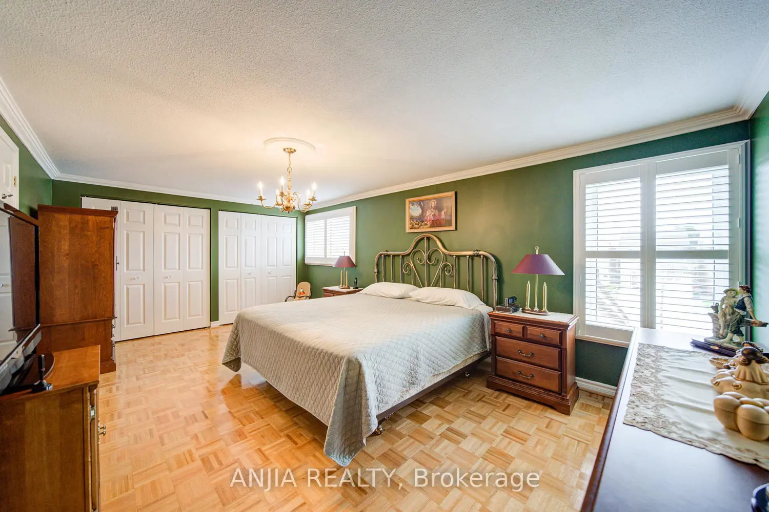 Additional image 12 of 48 Upton Crescent