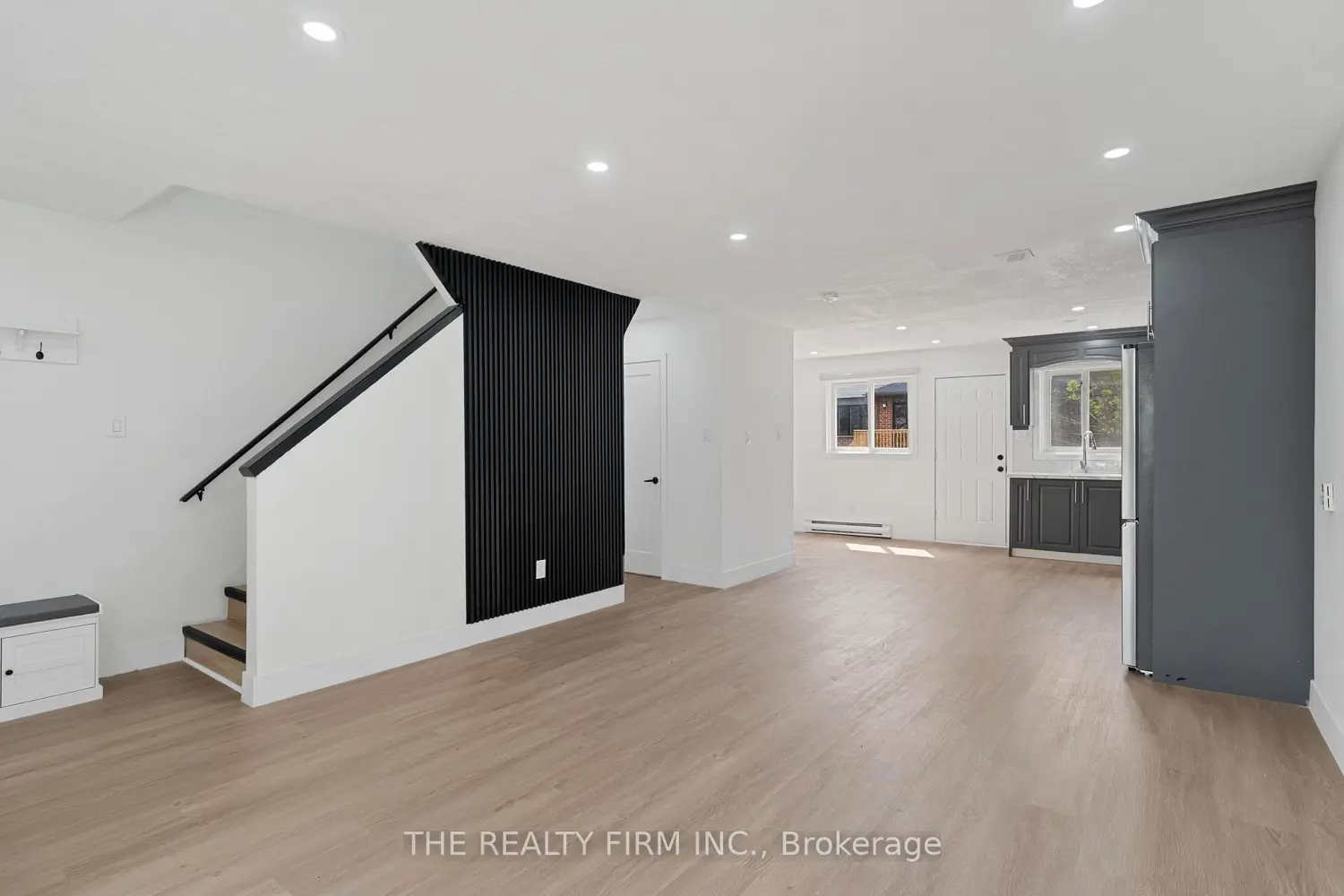 1443 Huron Street 26 photo 4
