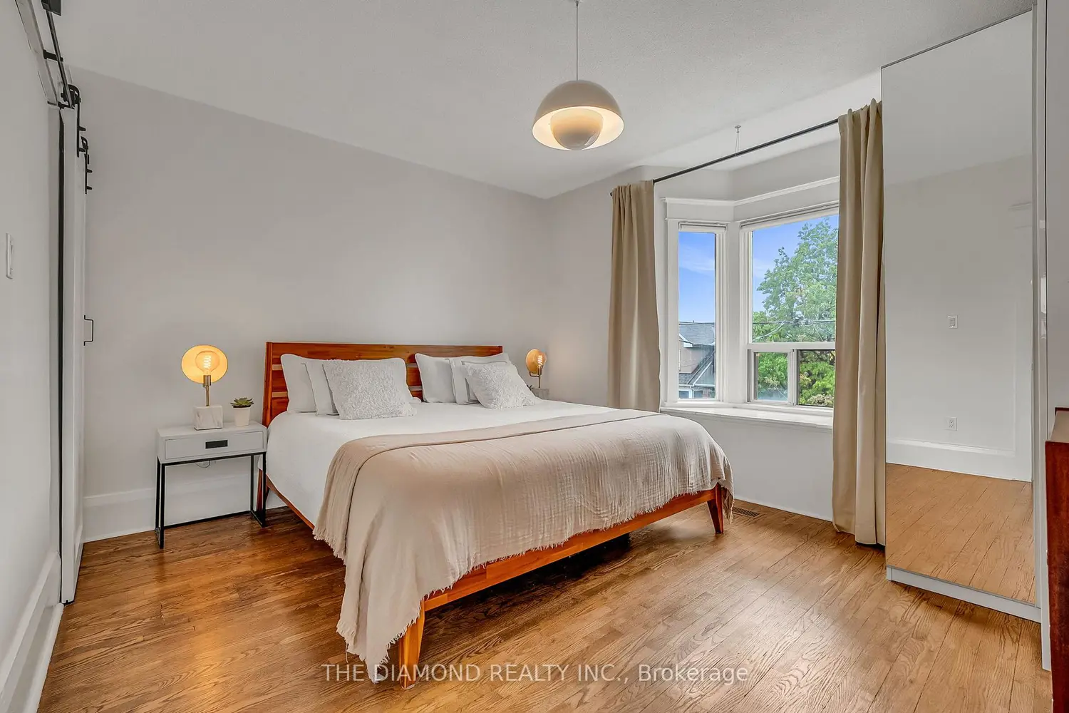 Additional image 10 of 129 Earlscourt Avenue