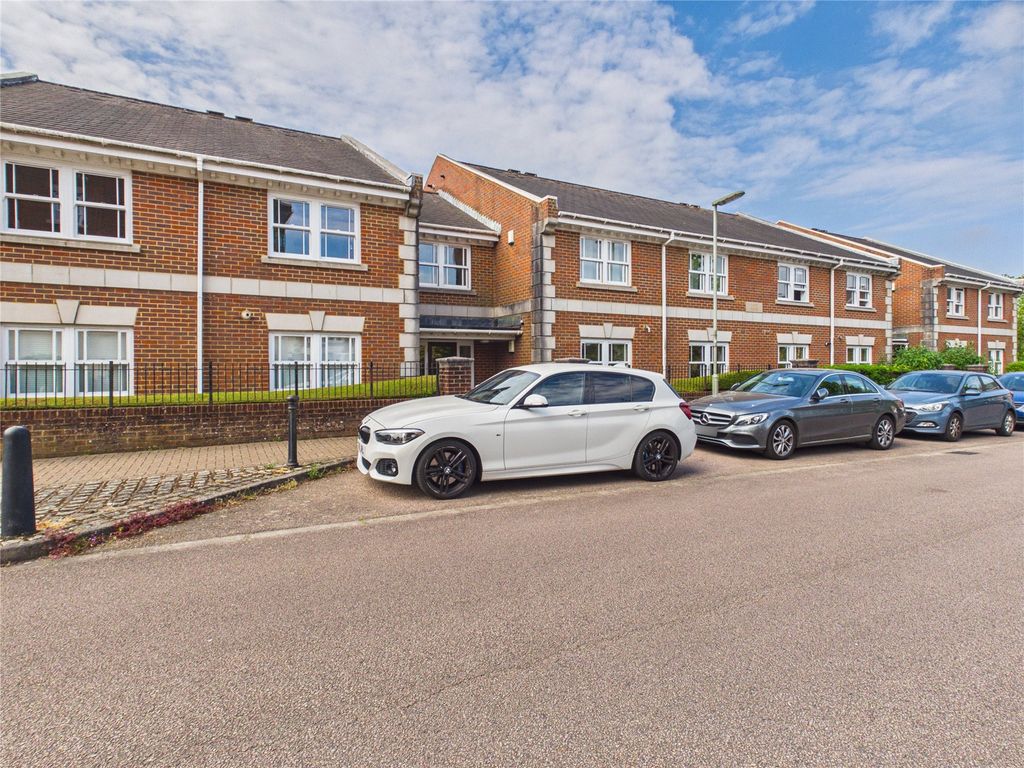 1 bed flat for saleGuildford, Surrey GU1