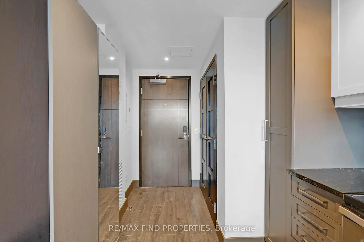 Additional image 7 of 330 Phillip Street 2709