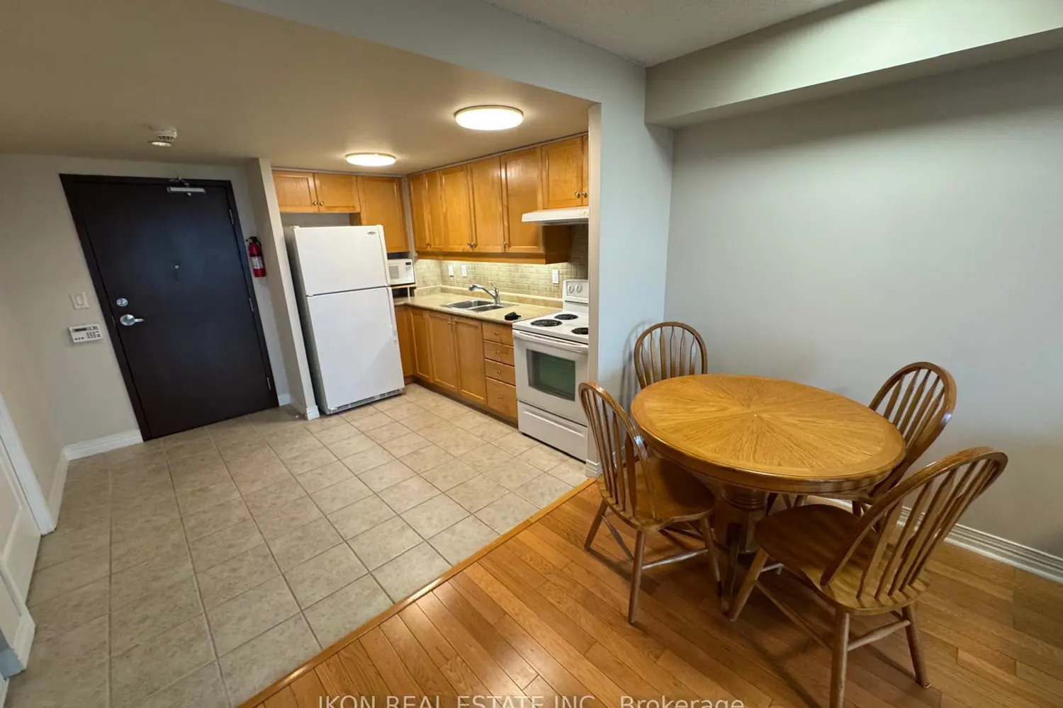 Additional image 10 of 100 Scottfield Drive 615