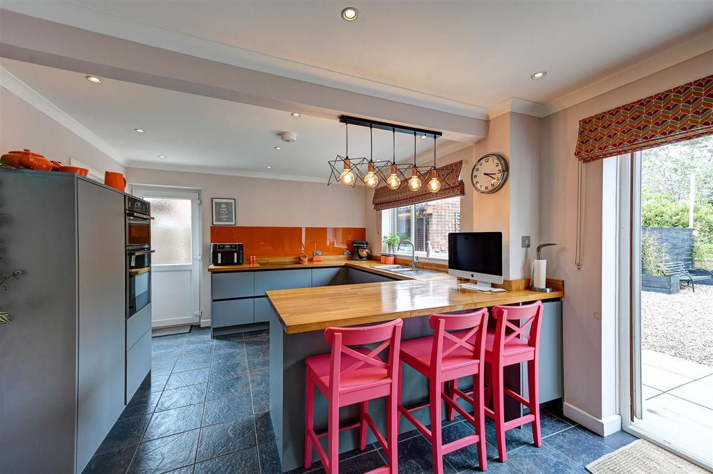 Additional image 7 of 4 bed detached house for saleClydesdale Rise, Bradwell, Great Yarmouth NR31