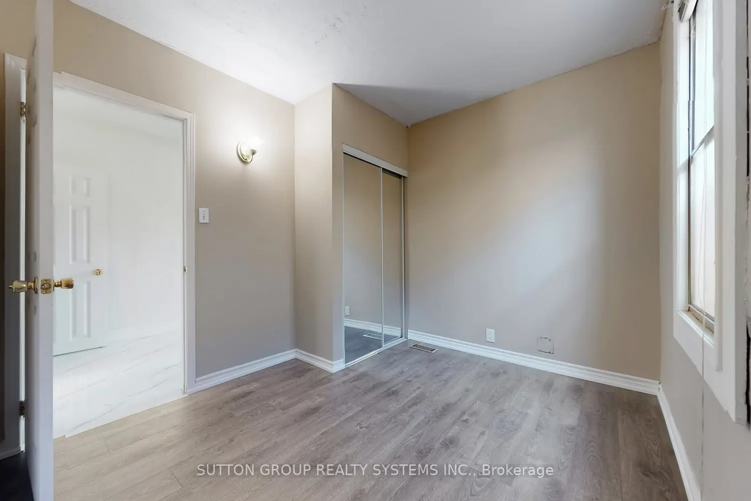 Additional image 7 of 128 Northland Avenue