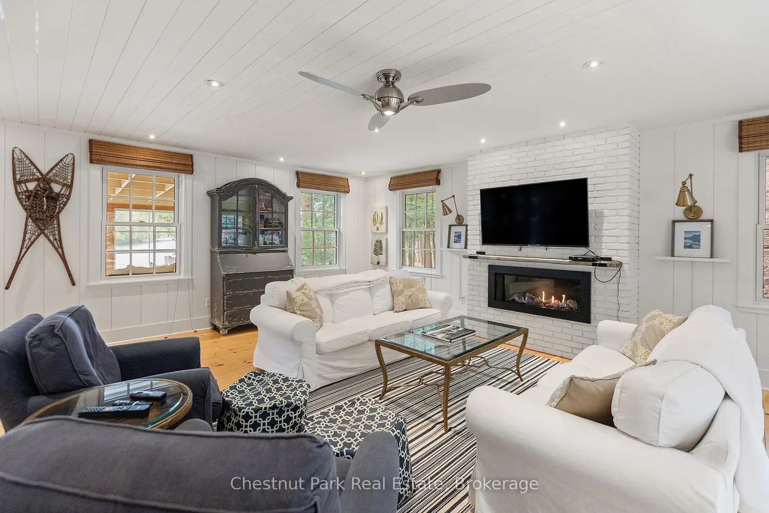 1062 Mcleod Road photo 3