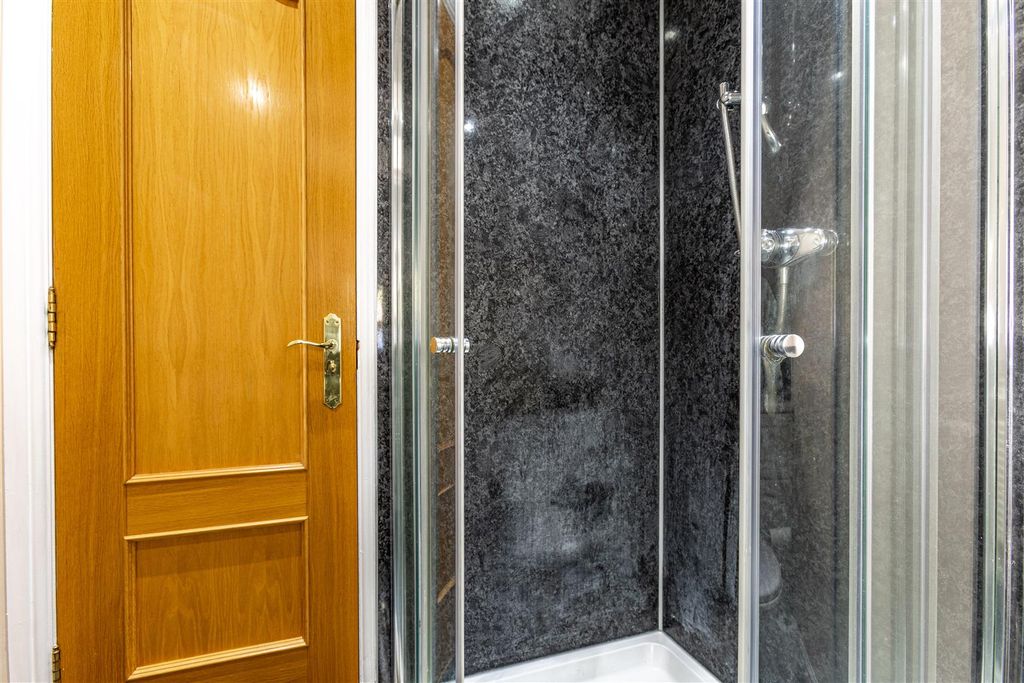 Additional image 21 of 4 bed property for sale19 Netherbank, Galashiels TD1