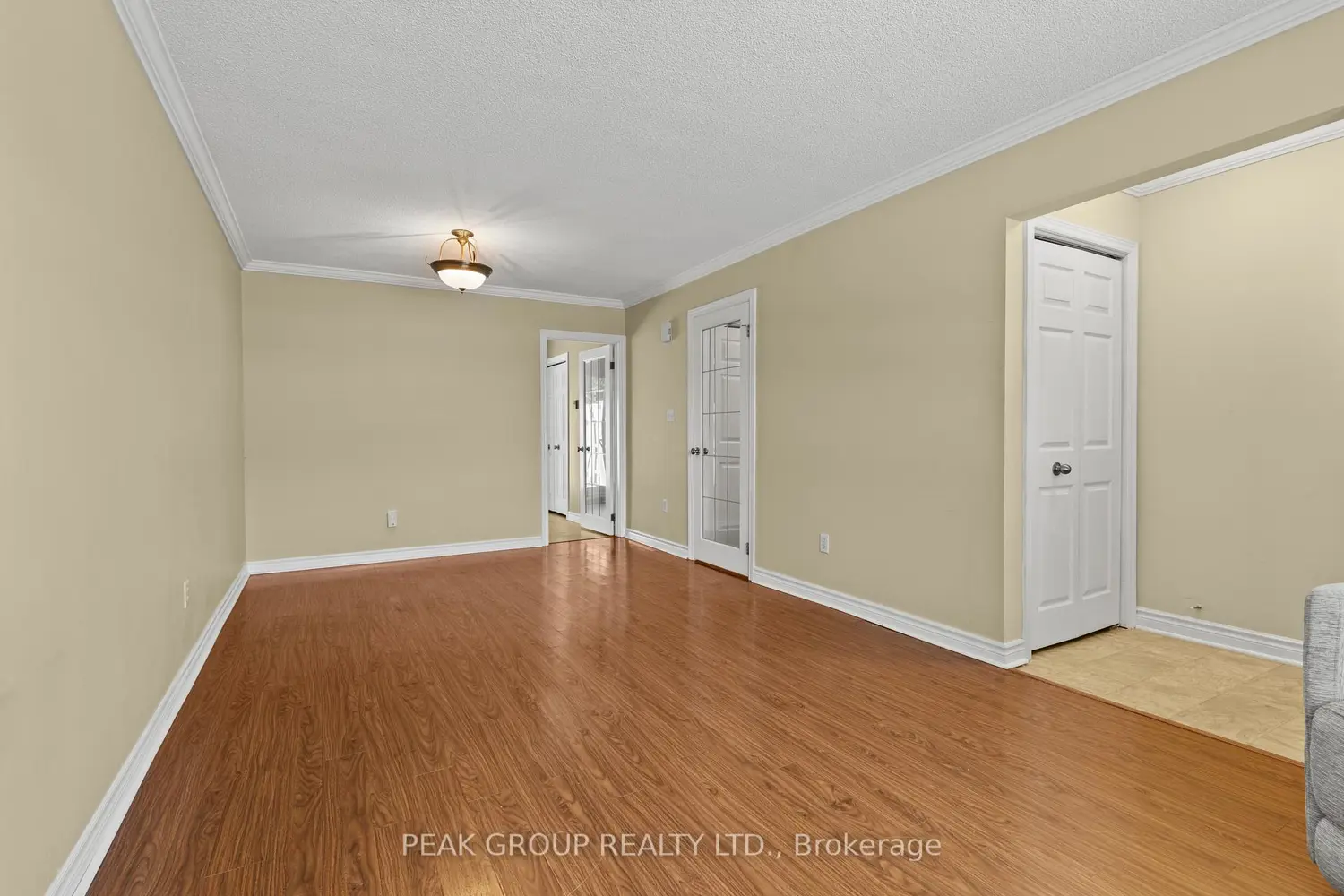 226 Vansickle Road 7 photo 4