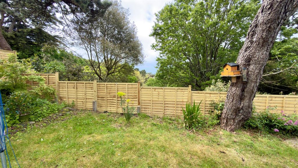 Additional image 11 of 2 bed flat for saleFreshwater, Isle Of Wight PO40
