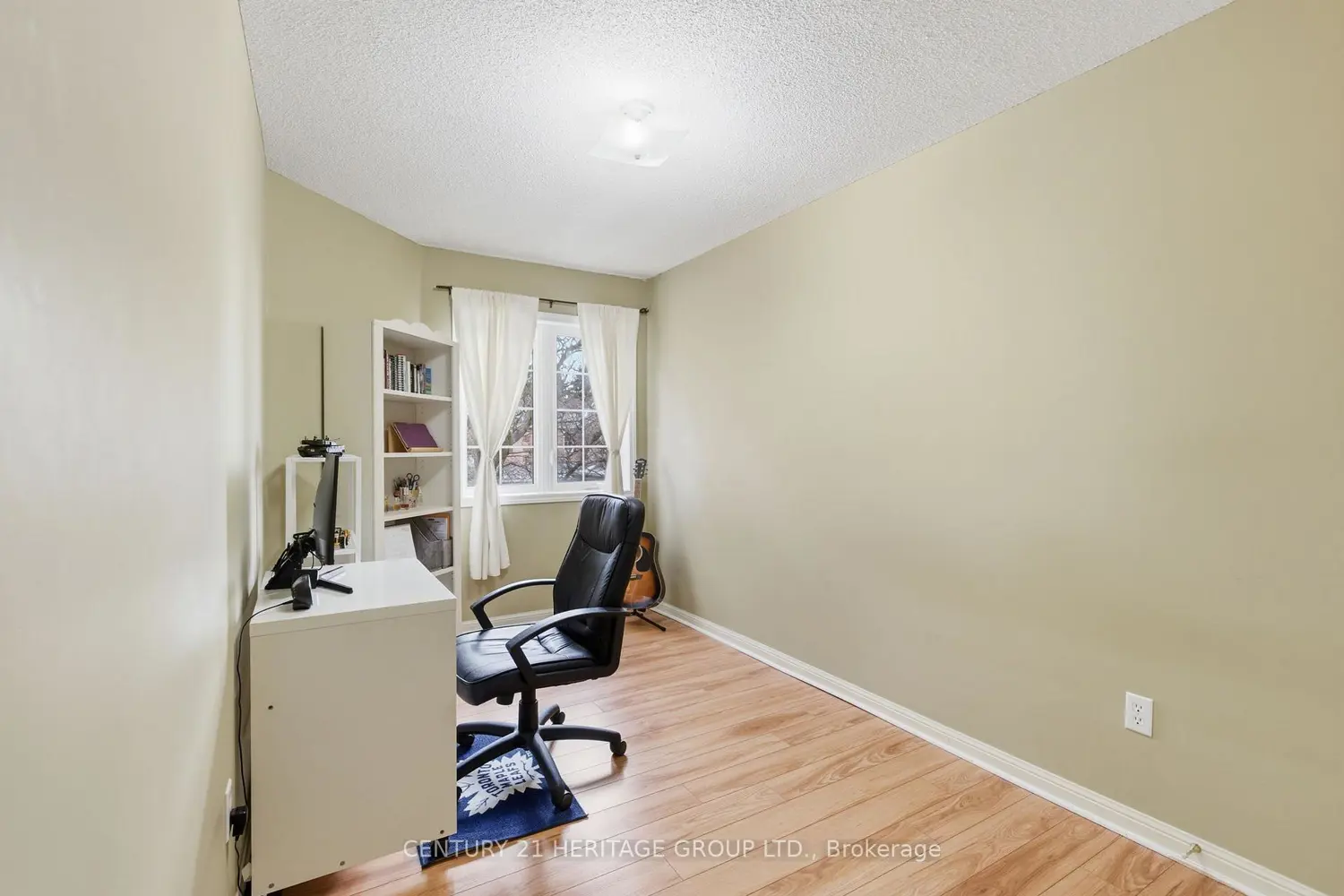 Additional image 13 of 551 Tugwell Place 24