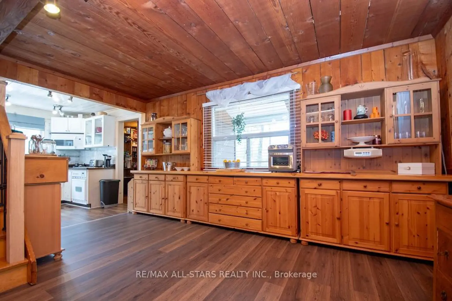 Additional image 5 of 1130 Towering Oaks Drive