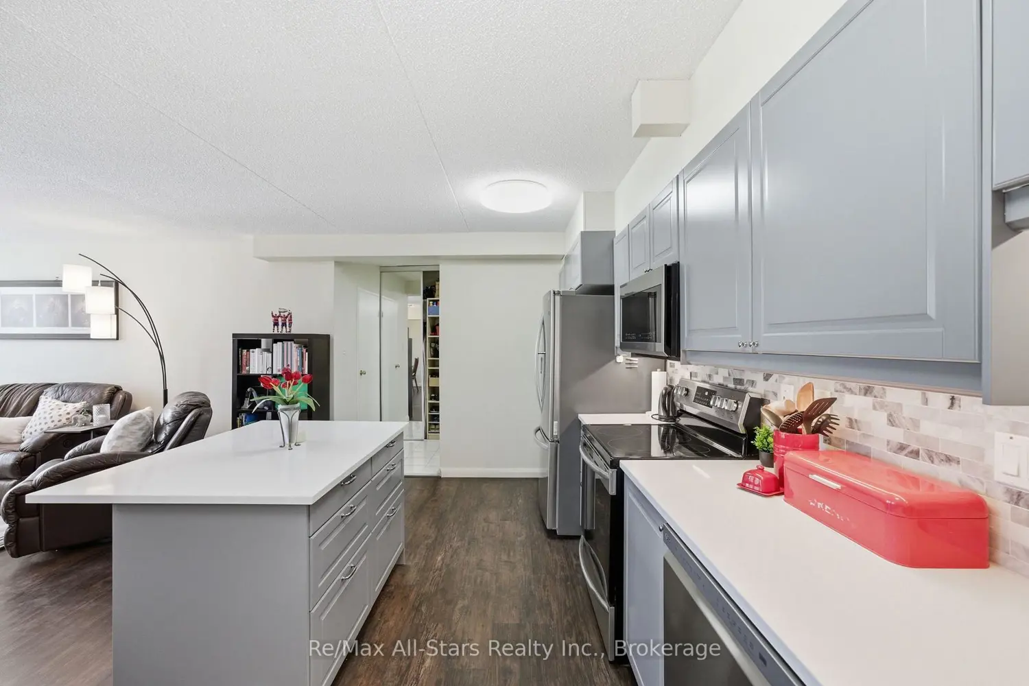 Additional image 8 of 1540 Pickering Parkway 301