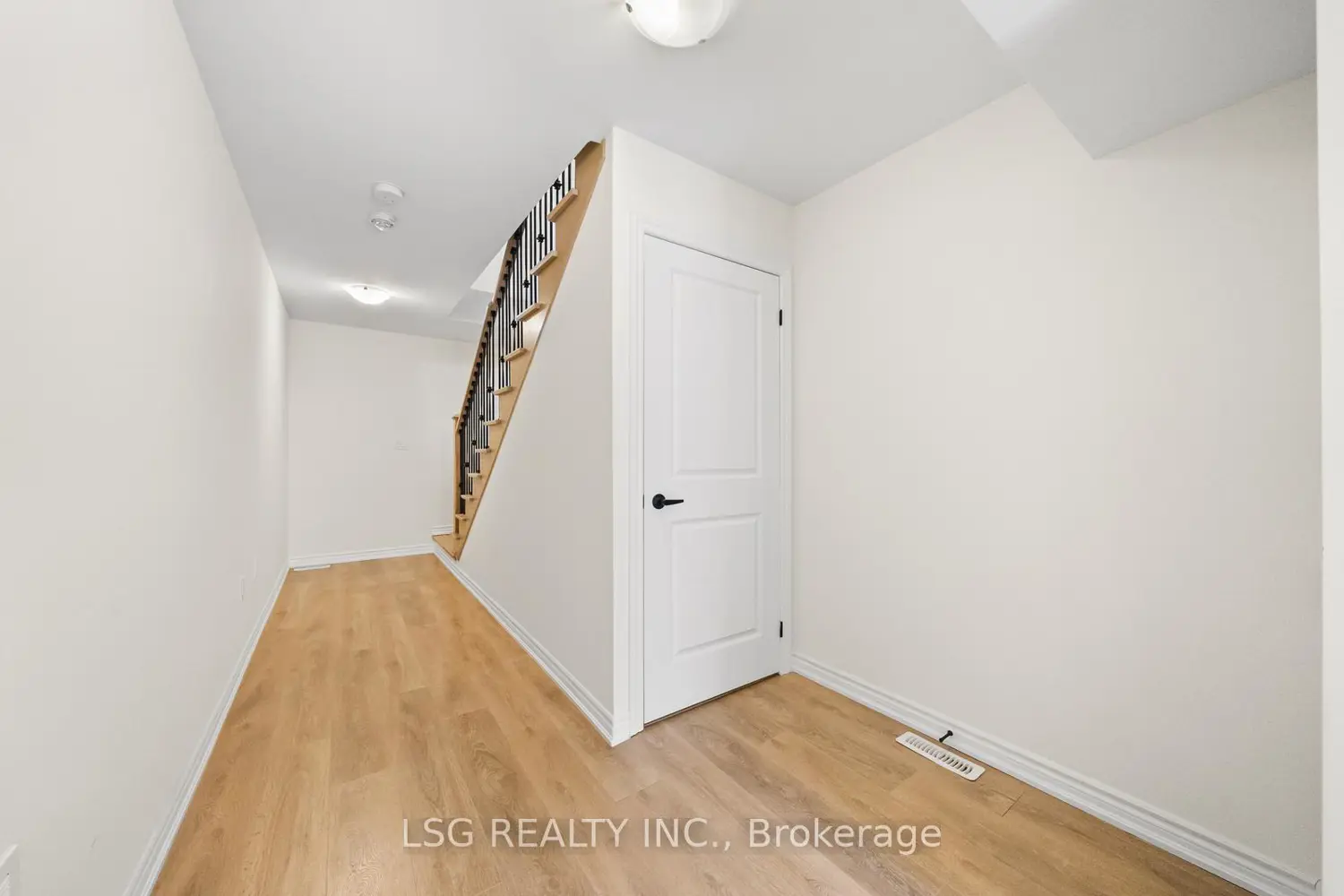 Additional image 8 of 153 Blick Crescent