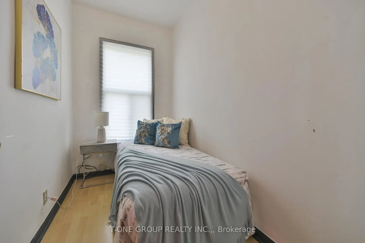 Additional image 9 of 15 Kensington Avenue