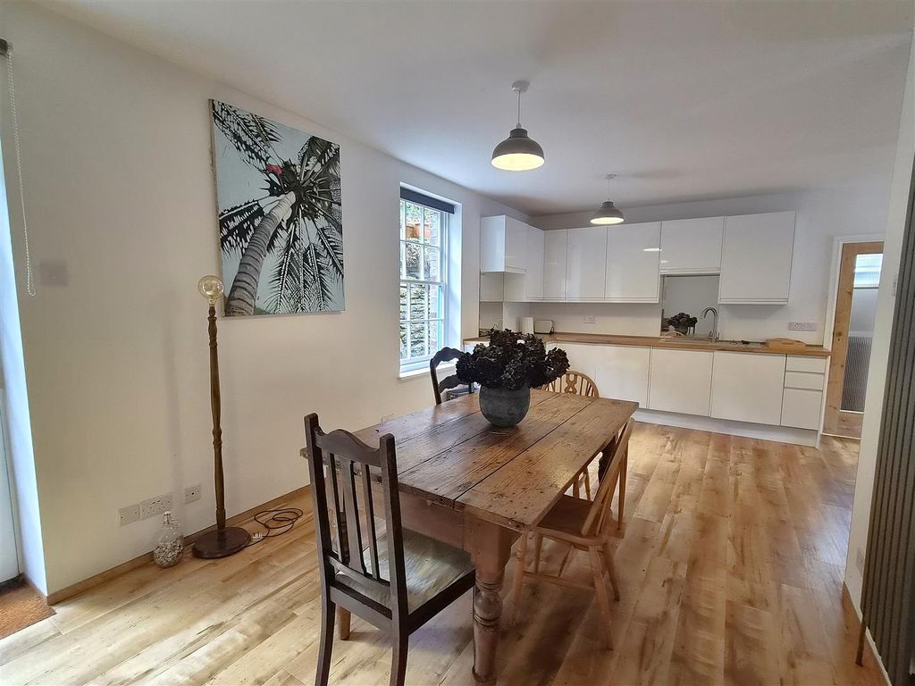 Additional image 13 of 7 bed semi-detached house for saleStation Road, Fowey PL23