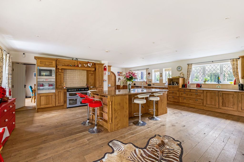 Additional image 7 of 5 bed detached house for saleCrooksbury Road, Farnham GU10